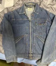 Item thumbnail for item 7b476779-e362-459b-a6e8-281a0bb85b68