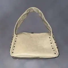 ジャンク品 スタッズ ショルダーバッグ アイボリーのサムネイル