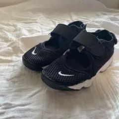 Nike キッズ　エアリフト