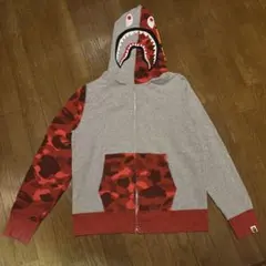 A BATHING APE（BAPE）シャーク フルジップ パーカー