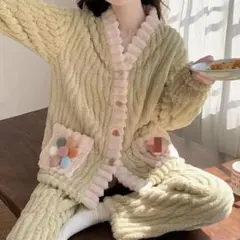 Item thumbnail for item 9f03d84e-3bf6-4ead-bcdb-a9079d153238