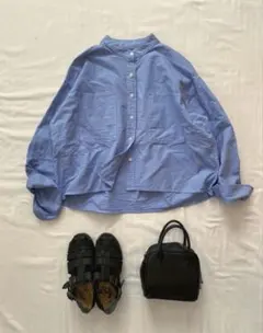 ほぼ未使用　le colis バンドカラーオックスシャツ　おおきめポケットのサムネイル