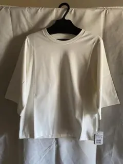 YORT ホワイト 半袖 Tシャツのサムネイル