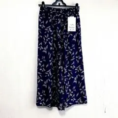 リーフ柄 ワイドパンツ ネイビーカラー ウエストゴム 楽ちんパンツ Mサイズ