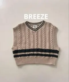 BREEZEブリーズベビーケーブルニットベスト美品ベージュスクールＶネック90
