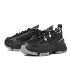 アディダス OZGAIA オズガイア JP8420 CORE/CORE/IRON