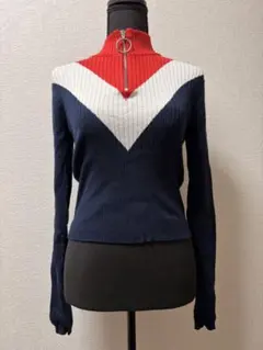 V字型デザイン 長袖ニットセーター