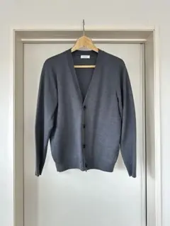BEAUTY&YOUTH ダークグレー カーディガン　Sサイズのサムネイル