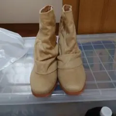 スエード調 ブーティ ベージュ Lサイズのサムネイル