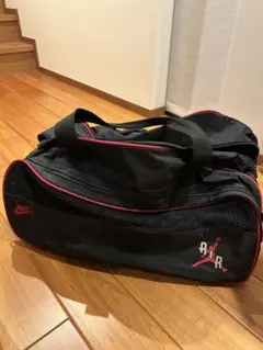 Item thumbnail for item 1117b528-432d-4453-8475-2d1fc72098c3