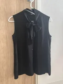 ユニクロ　ノースリーブ シャツ リボン付き　Mサイズ