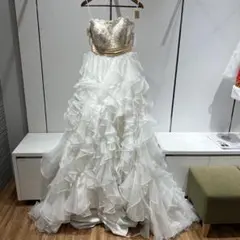 エレガントなウェディングドレス