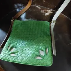 ボッテガヴェネタレザー ショルダーバッグ