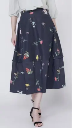 マーリエル カセット ☆ ボタニカルバレルスカートのサムネイル