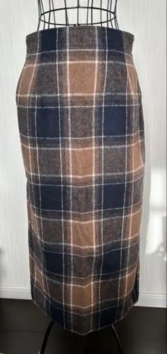 美品　チェック柄　ロングスカート