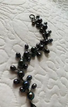 Item thumbnail for item 6a0e717b-bde5-4c3b-938f-3f591f145d6d