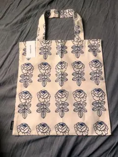 【希少】日本限定カラー　marimekko VIHKIRUUSU トートバッグ