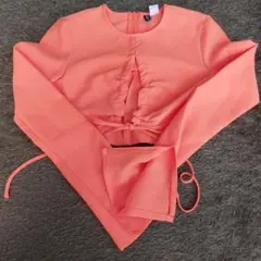 H&M　カットソー　今月末までの出品！