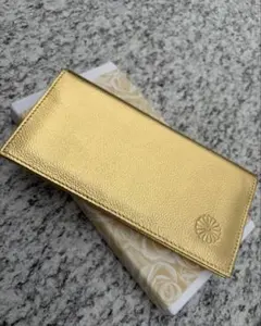 【新品未使用】皇居 長財布　菊門　ゴールド　牛革　箱付きのサムネイル