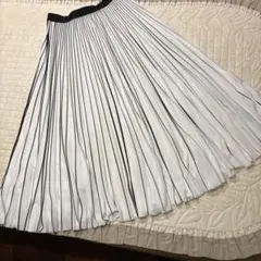 HIROKO BISプリーツロングスカートのサムネイル