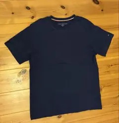 トミーフィルガー ネイビーTシャツ