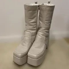 YOSUKE 厚底プレーンアイボリーショートブーツ