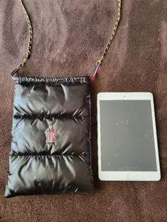 MONCLER グルノーブル ポーチ ショルダーポーチ 真っ黒 Ｌのサムネイル