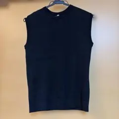 美品！UNIQLO ブラック ノースリーブ XL