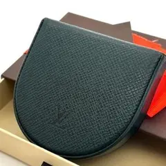 Item thumbnail for item 2f4fd349-a764-4609-ba2c-196a7267800f