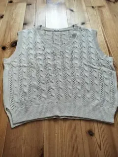 ベージュ ニットベスト サイズS