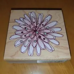 木製スタンプ 花のデザイン