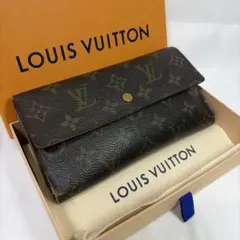 ルイヴィトン ポルトトレゾール インターナショナル 三つ折り長財布