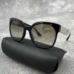 PRADA プラダ　サングラス　SPR10R　ブラック　ホワイト　ウェリントン
