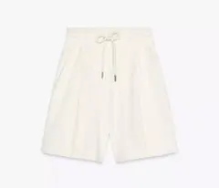 極美品ZARA(ザラ)オフホワイトショートパンツ