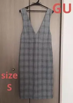 GU ジャンパースカート