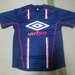 【美品】umbro アンブロ Tシャツ プラシャツ 150㎝