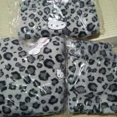 しまむら ハローキティ ヒョウ柄　ハッピーバック ルームウェアLL.バック3点