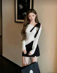 ドット柄オフショルダー長袖トップス 白とグレーセット