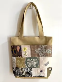 パッチワーク外ポケットのトートバッグ♪ ミナペルホネン　ハンドメイド