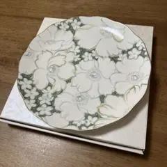 未使用 NARUMI ナルミ Fine China ナルミ 花柄 大皿プレート