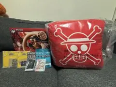 ワンピース　一番くじ　A賞　ルフィ　C賞サイコロクッション