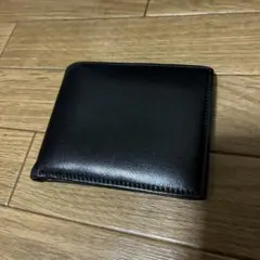 【本日価格‼️】Ferragamo 二つ折り財布 黒 レザーのサムネイル