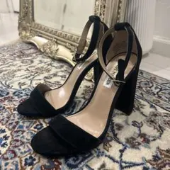 STEVE MADDEN アンクルストラップ サンダル ブラックのサムネイル