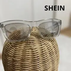 SHEIN サングラスのサムネイル