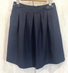 美品⭐︎テチチ　ネイビーシンプルスカート