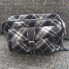 バーバリーブルーレーベル　チェック柄ショルダーバッグ