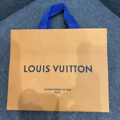 Item thumbnail for item 923bf199-e5cb-4c6b-8031-20a888314f5c