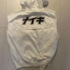 ナイキウィンドブレーカー