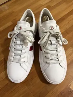 MONCLER 革スニーカー ホワイト　27センチのサムネイル
