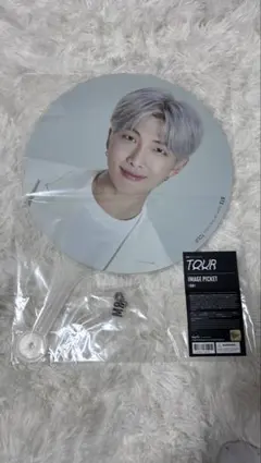2025年最新】bts うちわ ナムジュンの人気アイテム - メルカリ